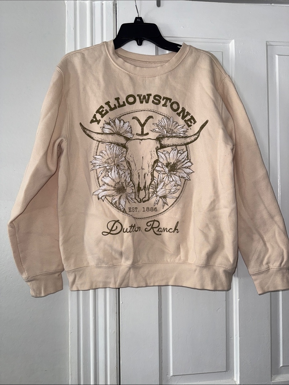 Yellowstone Dutton Ranch Crewneck Sweatshirt - Cream